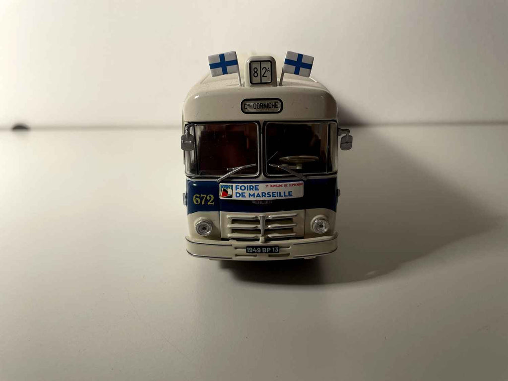 Berliet PBR 10 Bus blau a wäiss