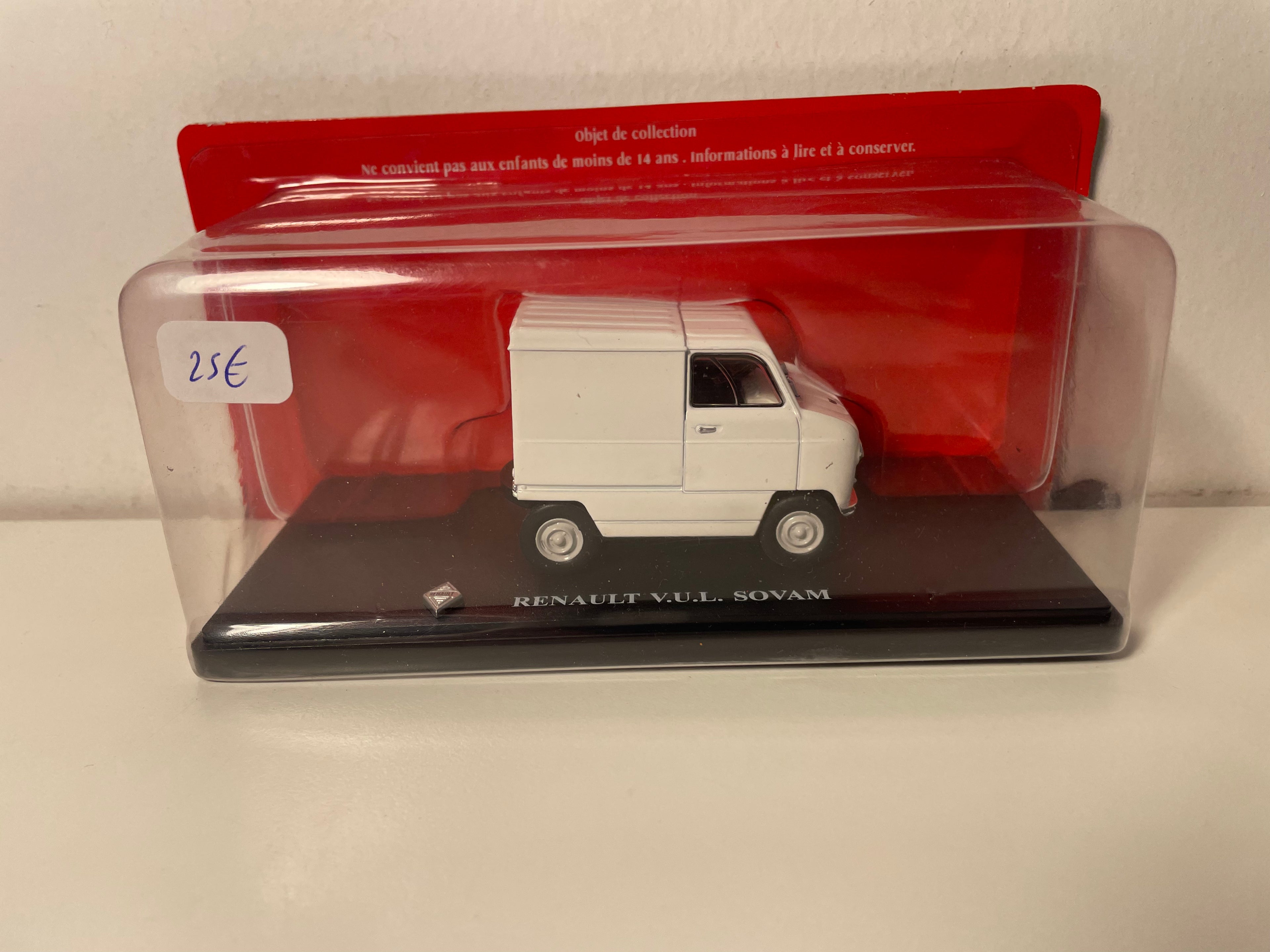 Renault V.U.L. Sovam blanche