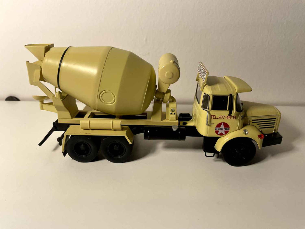 Gele PMH 12 6X4 Mixer Truck - Beton van Parijs