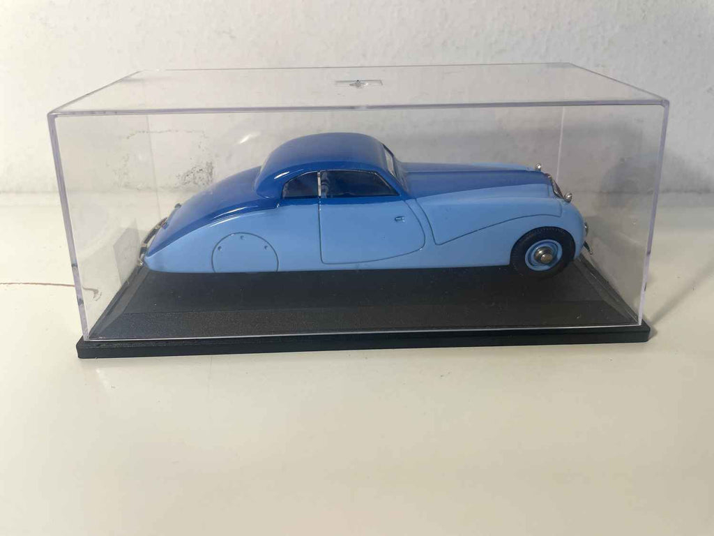 Peugeot 601 POURTOUT blu del 1935 (auto vista nel film "Le Schpountz" con Fernandel girato nel 1937)