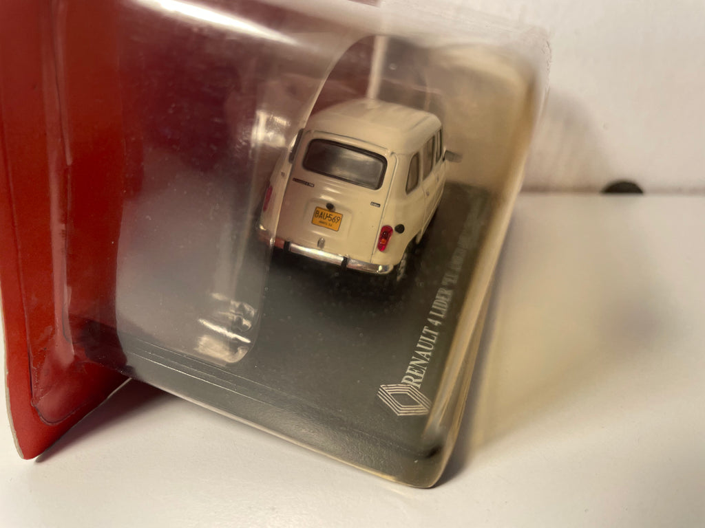 Renault 4 blanc cassé Lider "El Amigo fiel" Colombienne