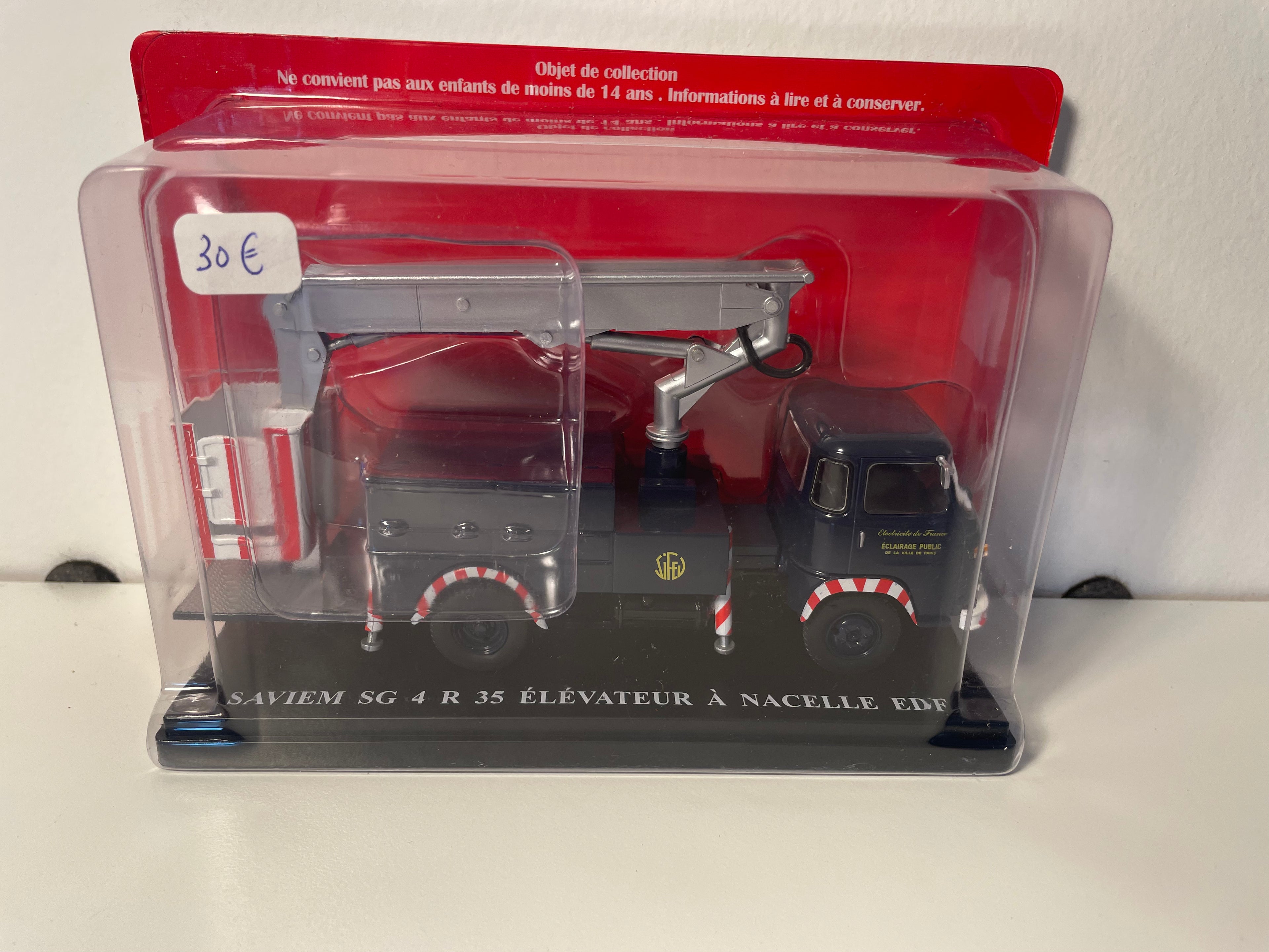Renault Saviem SG 4 R 35 Hubarbeitsbühne EDF