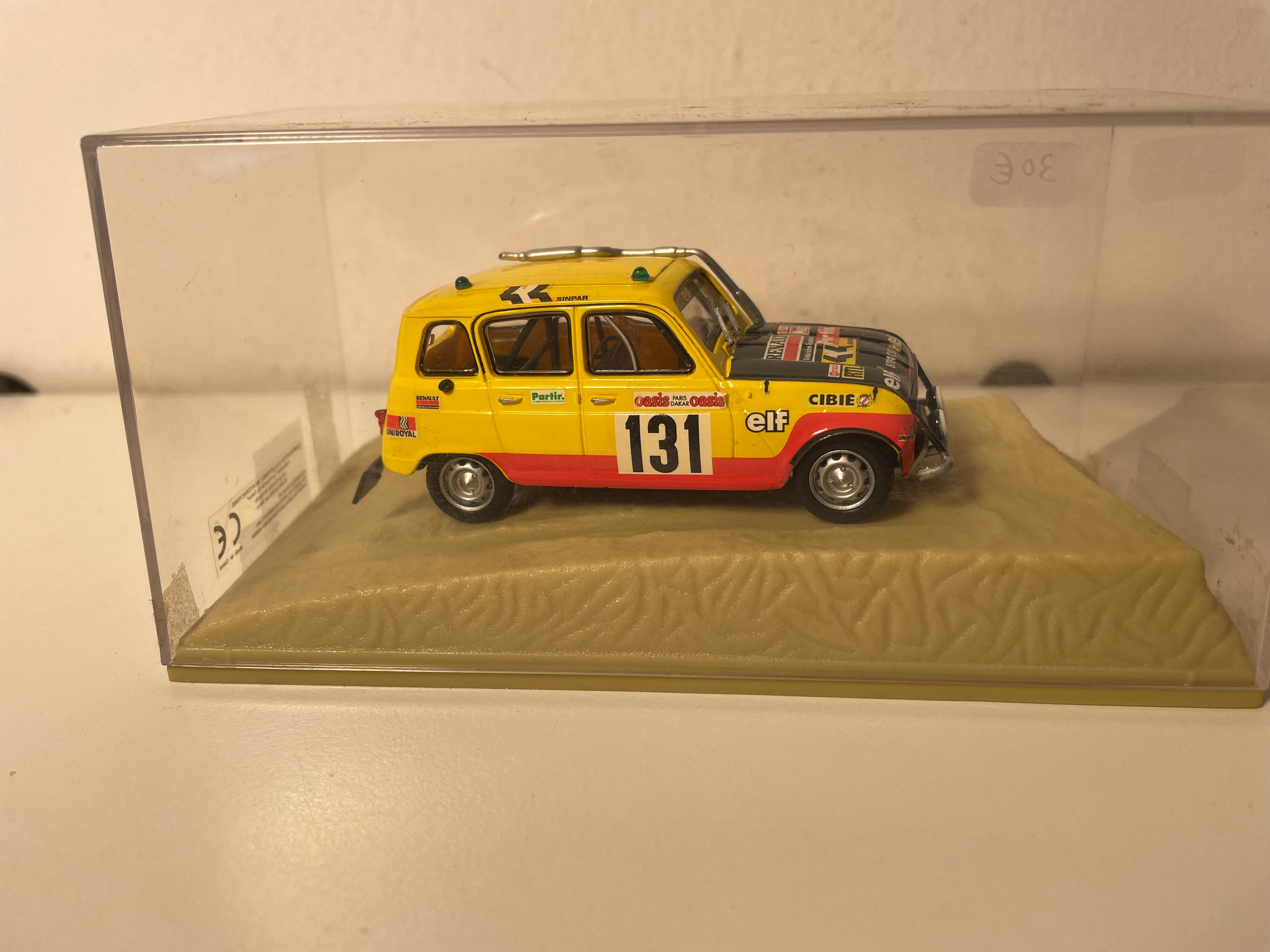 Renault 4 SINPAR N°131 (Rali Paris-Dakar 1979)