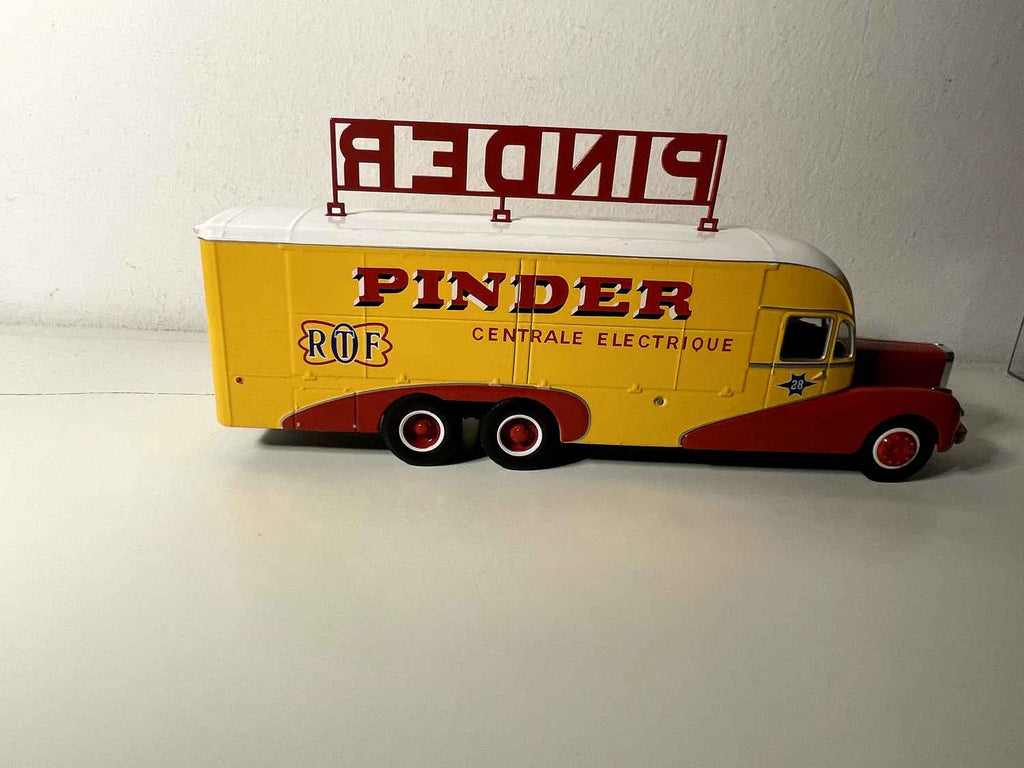 Bernard 110MB gelber und roter PINDER-LKW - Generatorsatz