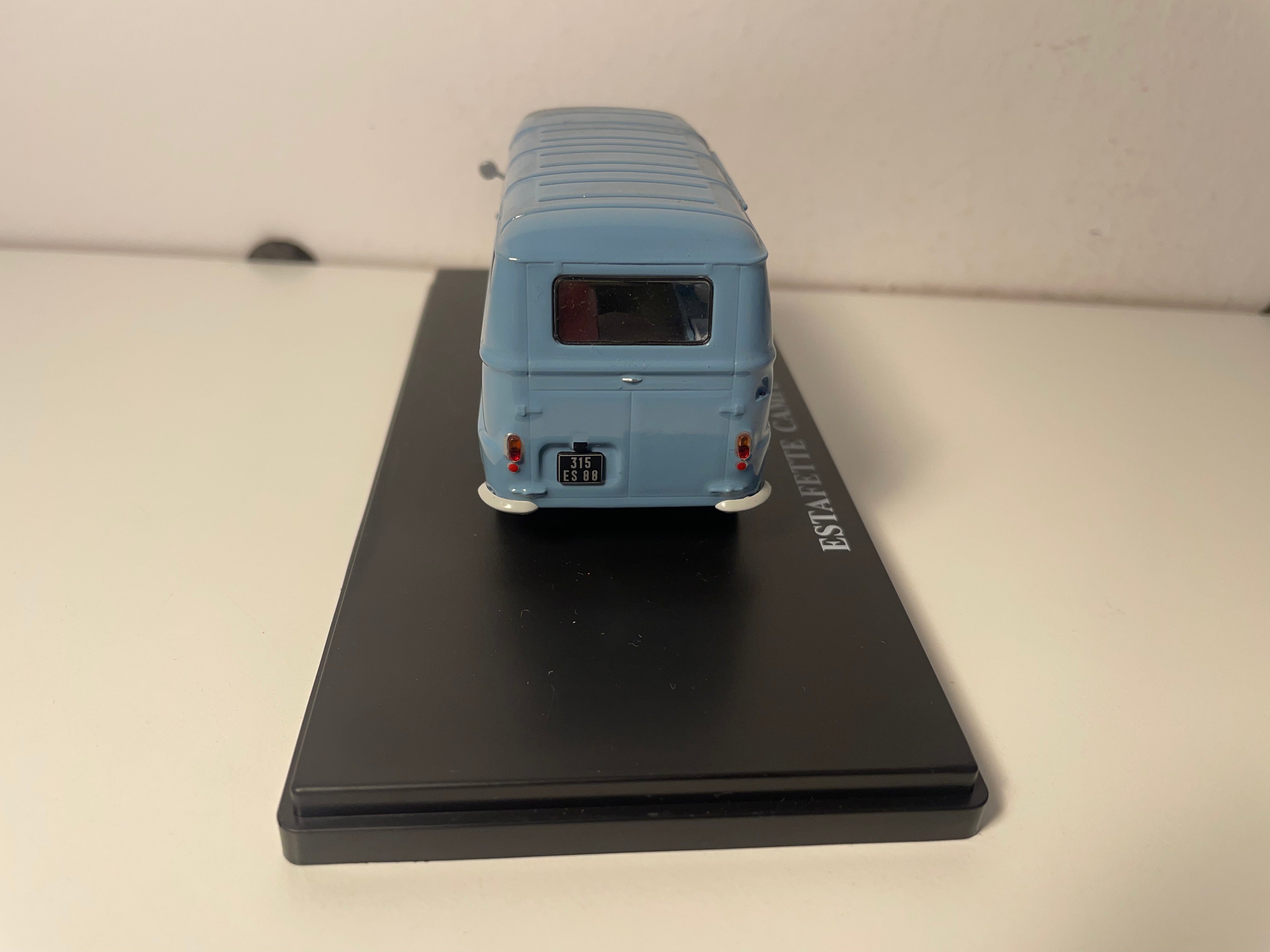 Renault estafette camping-car bleu