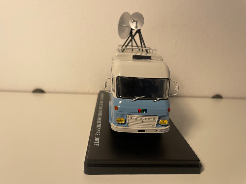 Renault Saviem SG 2 MB 35 car ondes Hertziennes ORTF