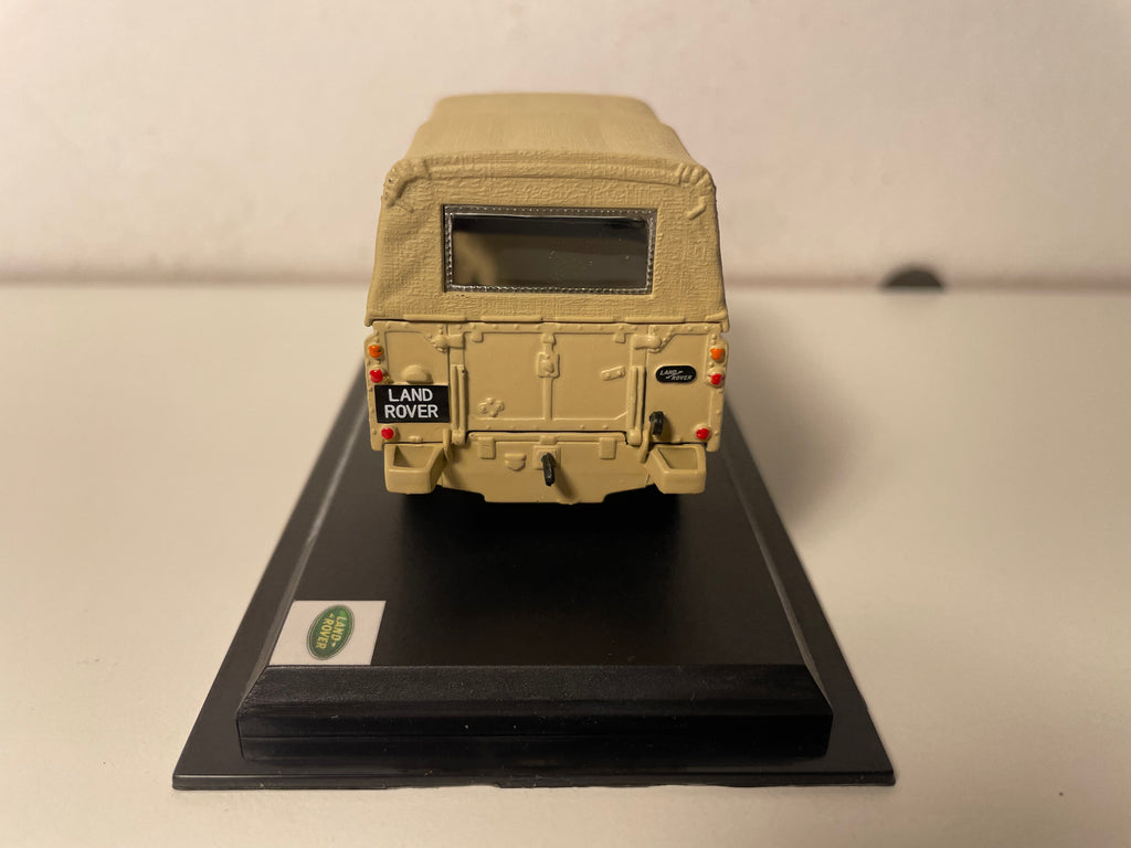 Land Rover marron Séries III 109 Military - Del Prado (1 RETRO A COLLER)