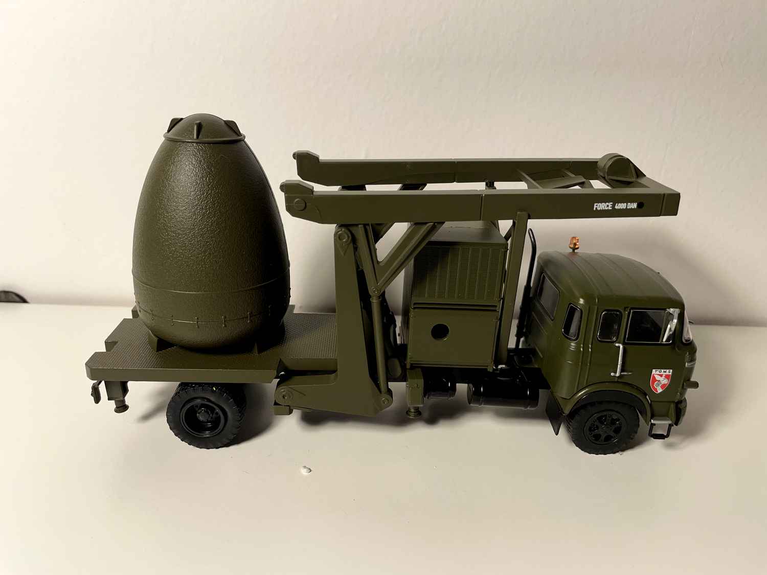 Camion militaire Berliet VTC vert foncé transport de têtes nucléaires missiles S2 (avec blister et carton)