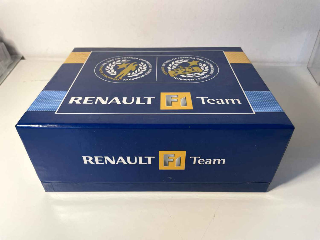 Renault F1 Team - zestaw pudełkowy z 2 samochodami Formuły 1 Renault z 2005 r., numer 5 (Alonso) i numer 6 (Fisichella)