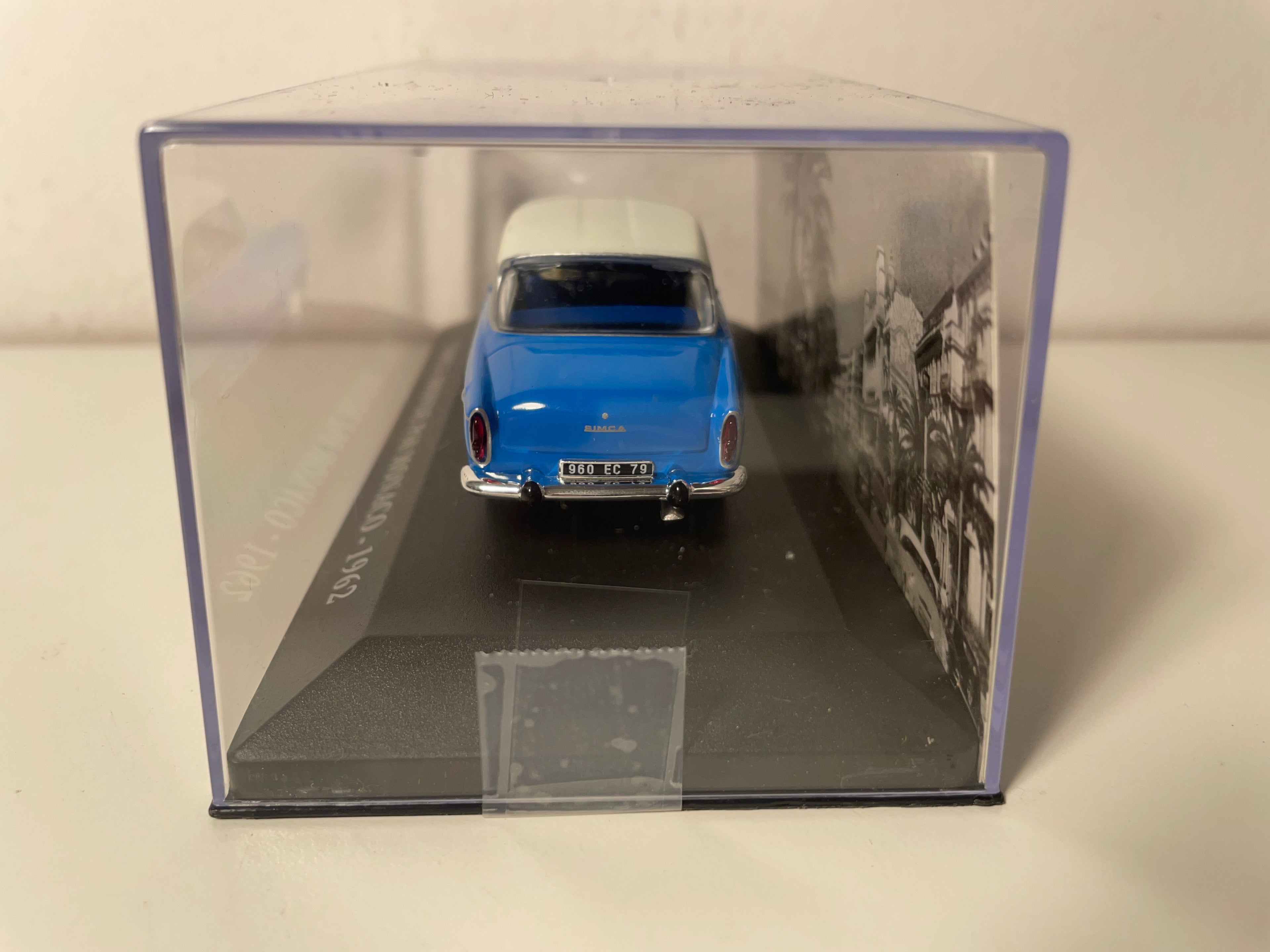 1962 Simca Aronde P60 Monaco in blauw met crèmekleurig dak