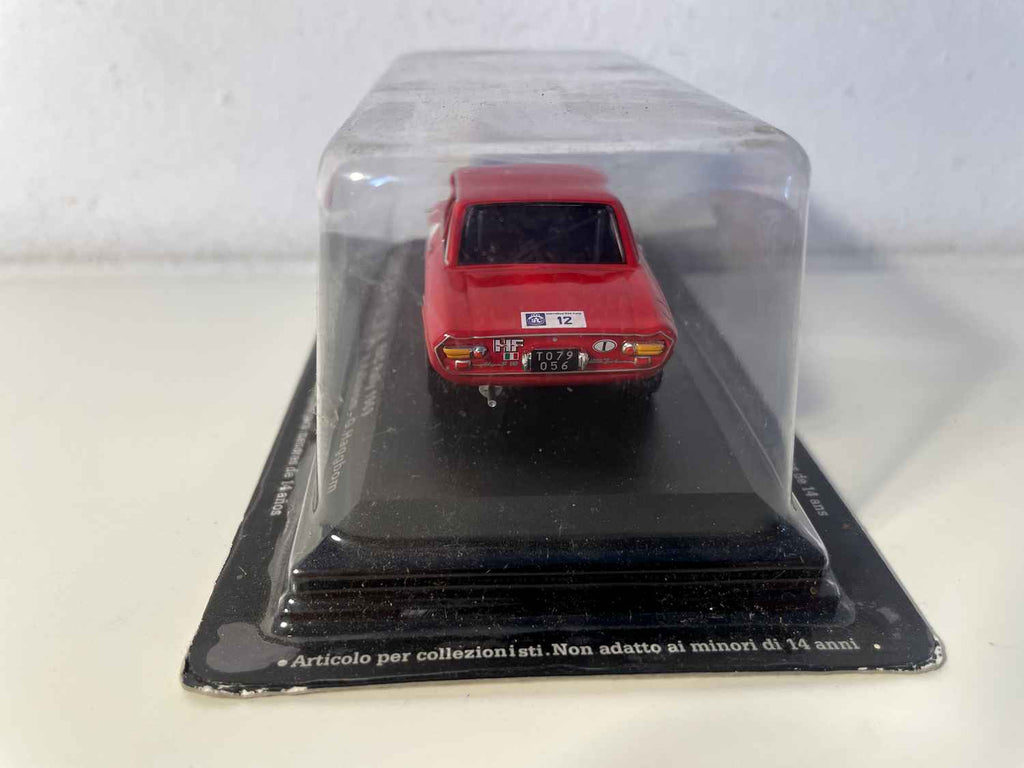 Lancia Fulvia rouge numéro 12 - RAC Rally de 1969 (Grande-Bretagne)