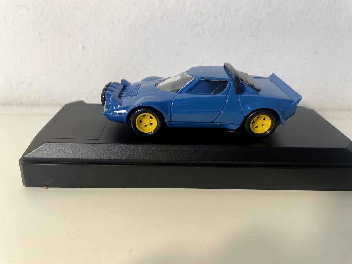 Lancia Stratos bleue numéro 10 (Solido référence 1906)