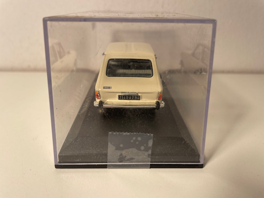 1970 Renault 6 cream