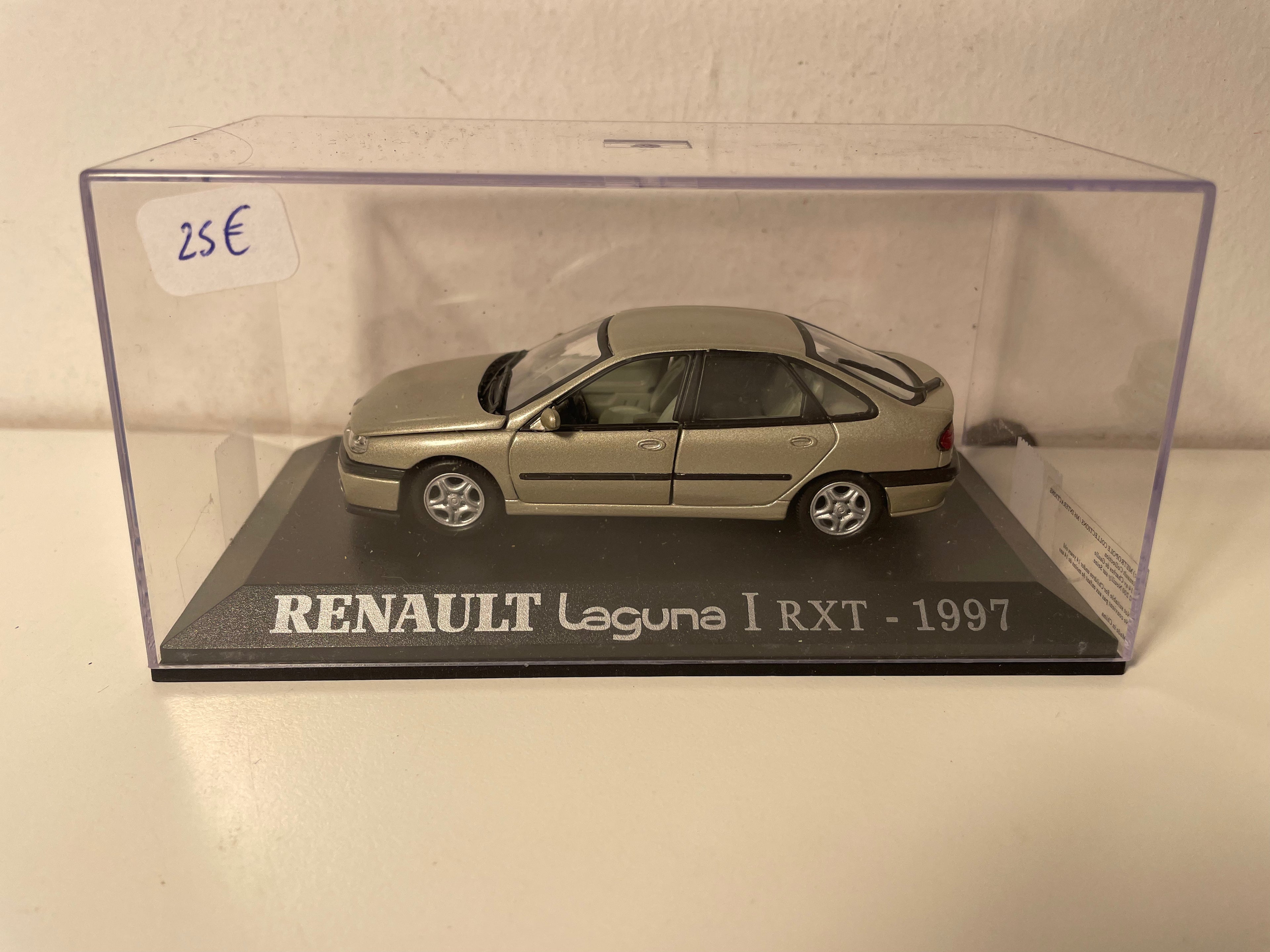 Renault Laguna 1 RXT hellbraun vun 1997