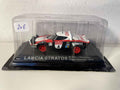 Lancia Stratos blanche, rouge et noire numéro 4 - rallye de San-Rémo de 1978