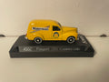 Peugeot 203 commerciale jaune - Publicité WATERMAN (Solido référence 4552)