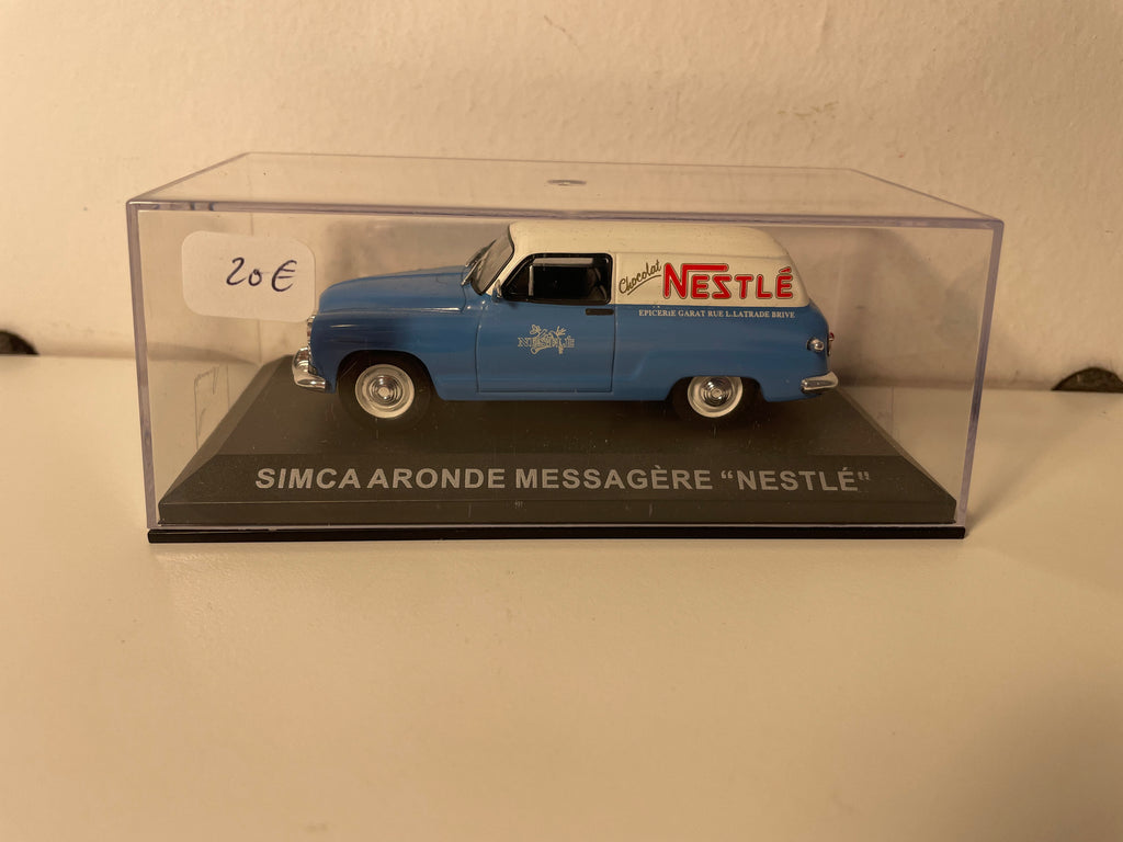 Simca Aronde Messagère Blue and Off-White - NESTLÉ Advertisement