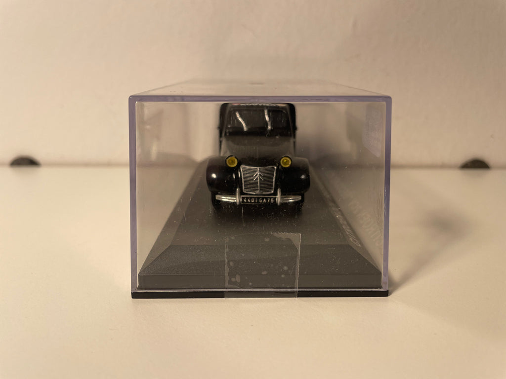 Citroën 2 CV schwaart - Rettungsdéngscht (Rettungs Polizei Dënch)