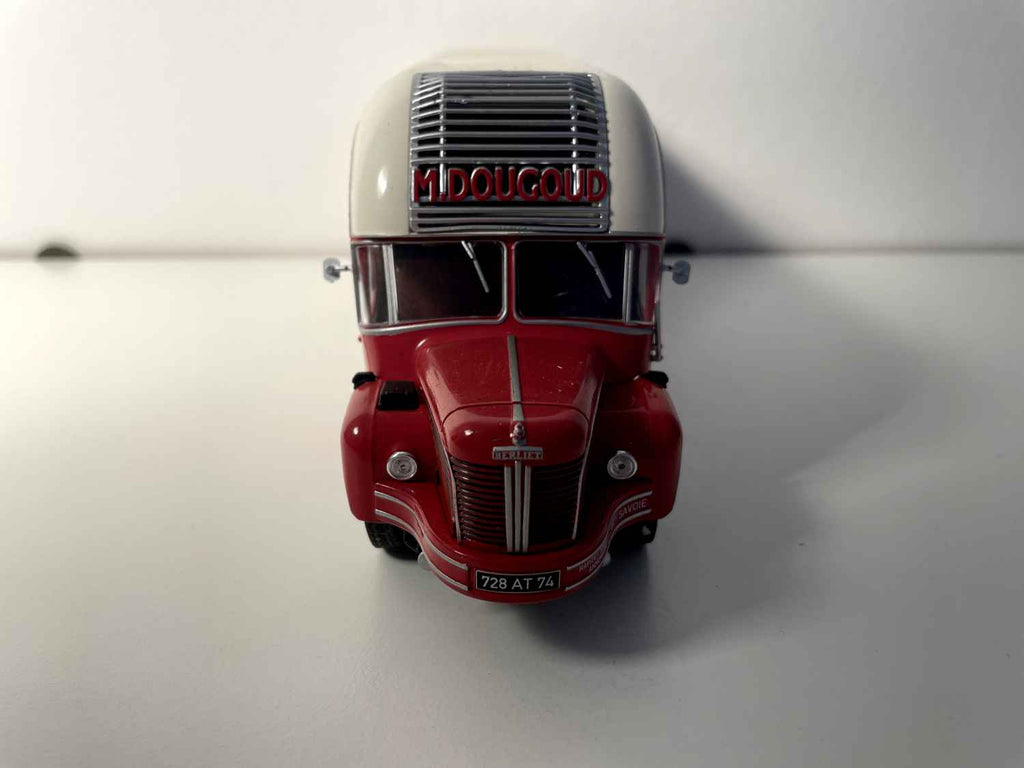 Berliet GBM 10 Kühlwagen Cottard Kabine beige und rot Savoyard Kühltransporte - Hachette Collections Edition / Miniatur-Hersteller: IXO