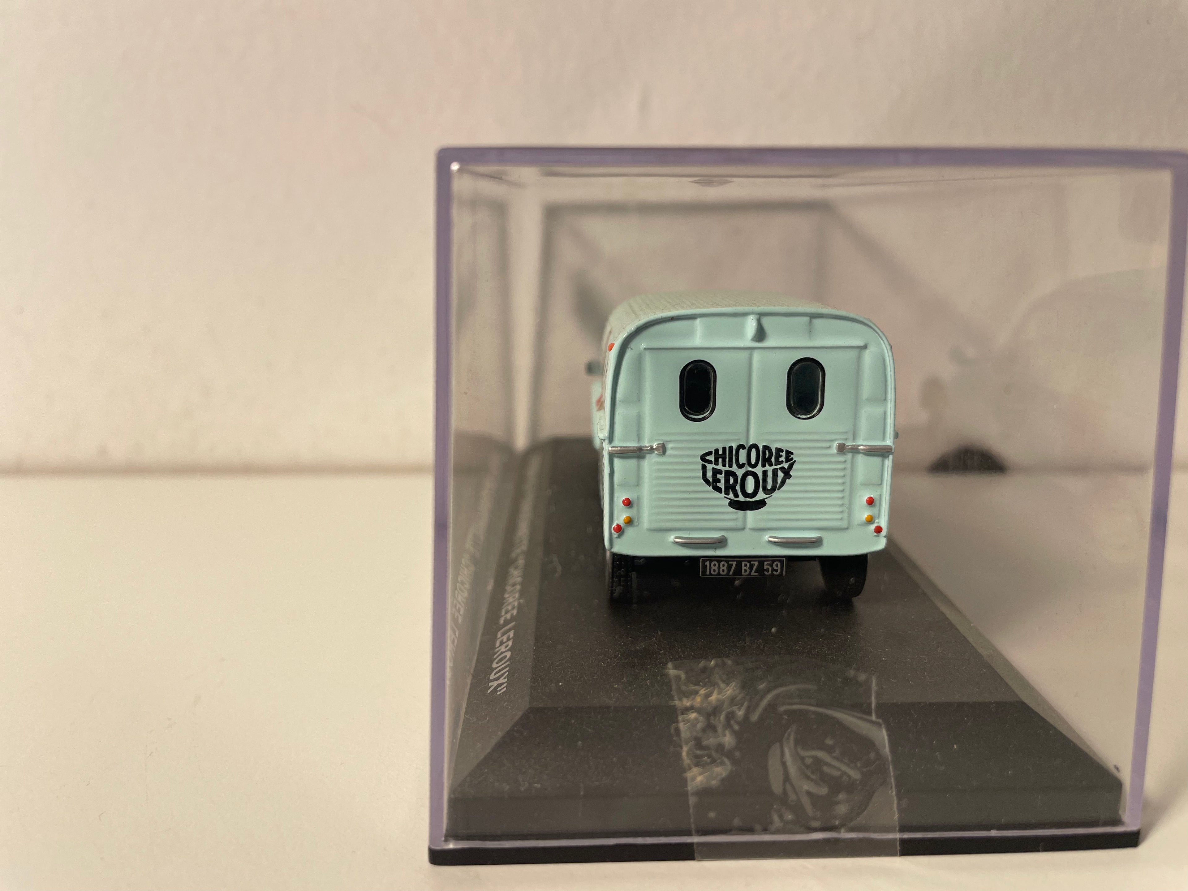 Citroën 2 CV fourgonnette niebieska - reklama cykorii LEROUX