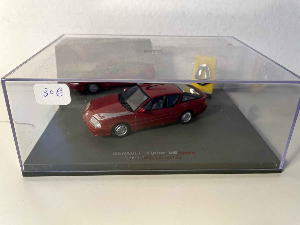 Renault Alpine V6 Turbo rouge série "Mille Miles" (coffret boite rectangle) - Universal Hobbies