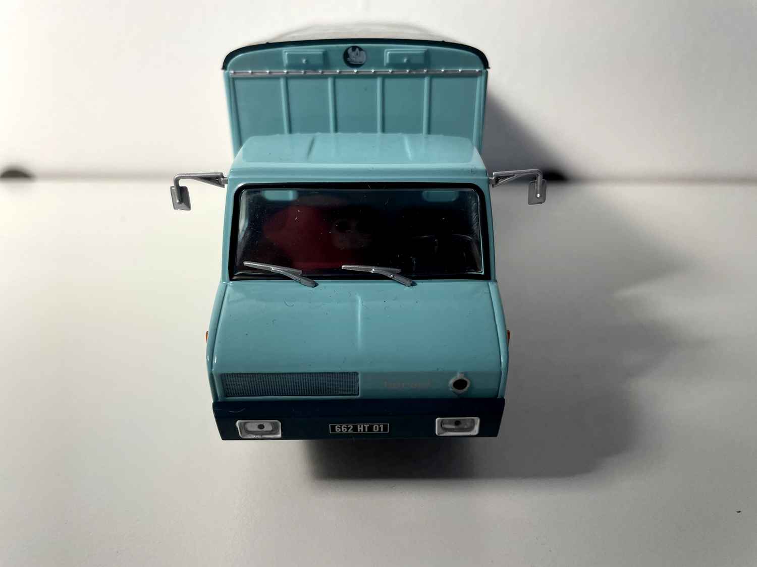 Camion Berliet Stradair 10 cochonnière vert et gris