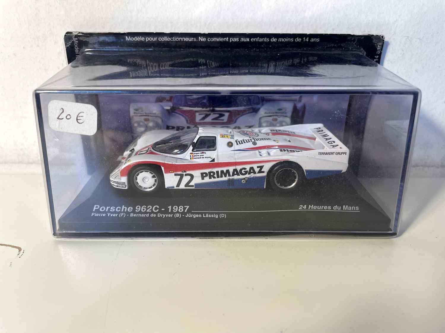962c Weiße und rote Veranda Nummer 72 (24 Stunden von Le Mans im Jahr 1987)