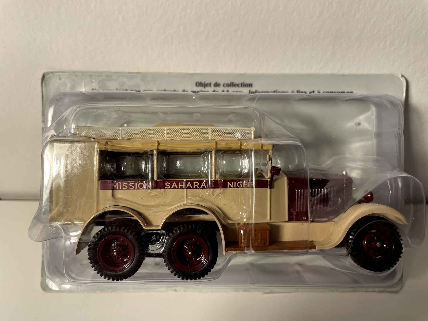Camion Berliet VPD 6x4 marron / mission Sahara - Niger