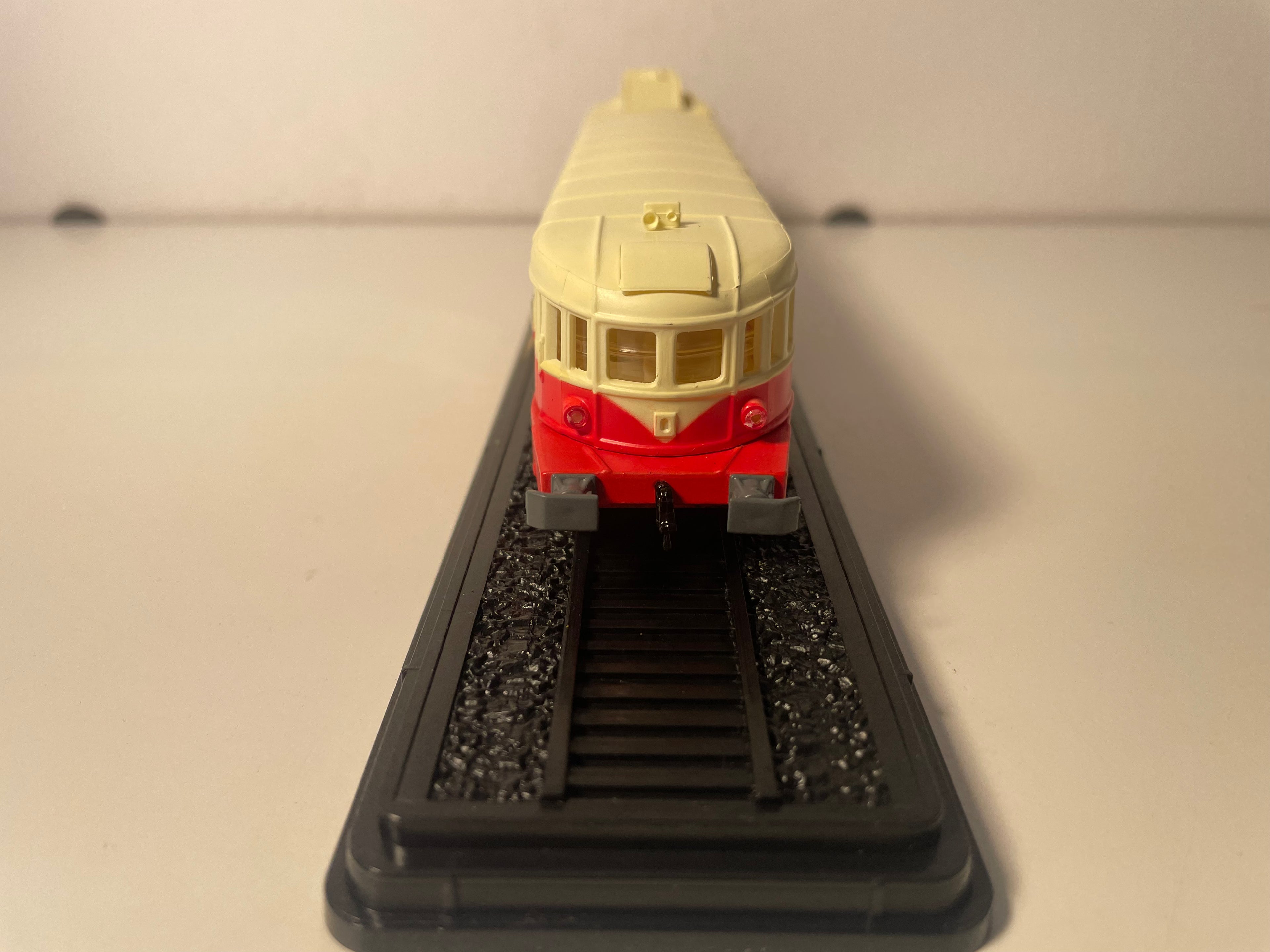Autorail (micheline) Renault VH de 1933 (Échelle HO - 1/87ème)