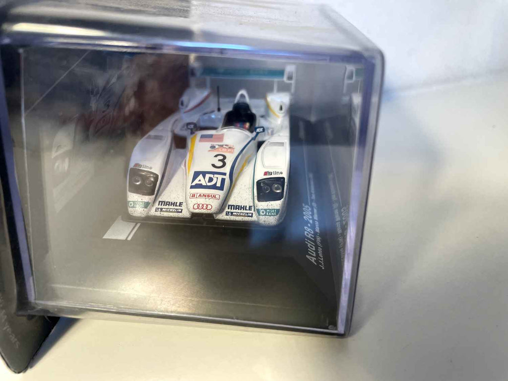 Witte Audi R8 nummer 3 (24 uur van Le Mans 2005)