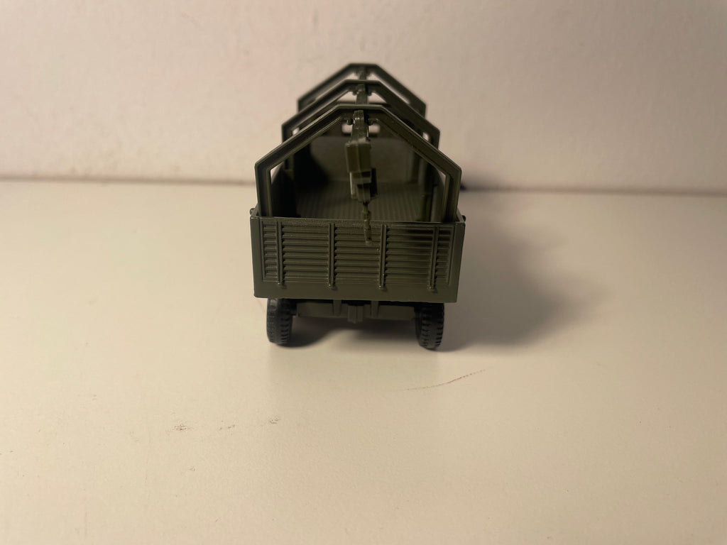 Véhicule militaire Camion Berliet GBC dépanneuse - SOLIDO référence 6139 (fabrication française)