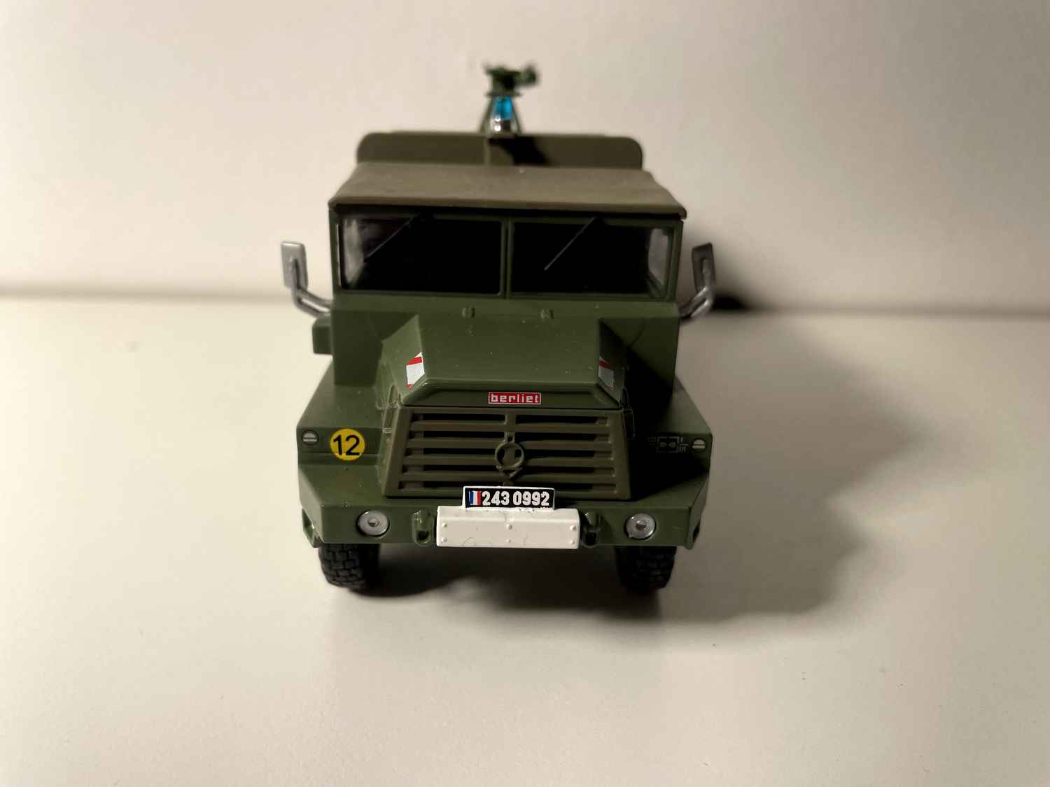 Militarny camion Berliet GBC 8 KT wóz pompowo-mieszany
