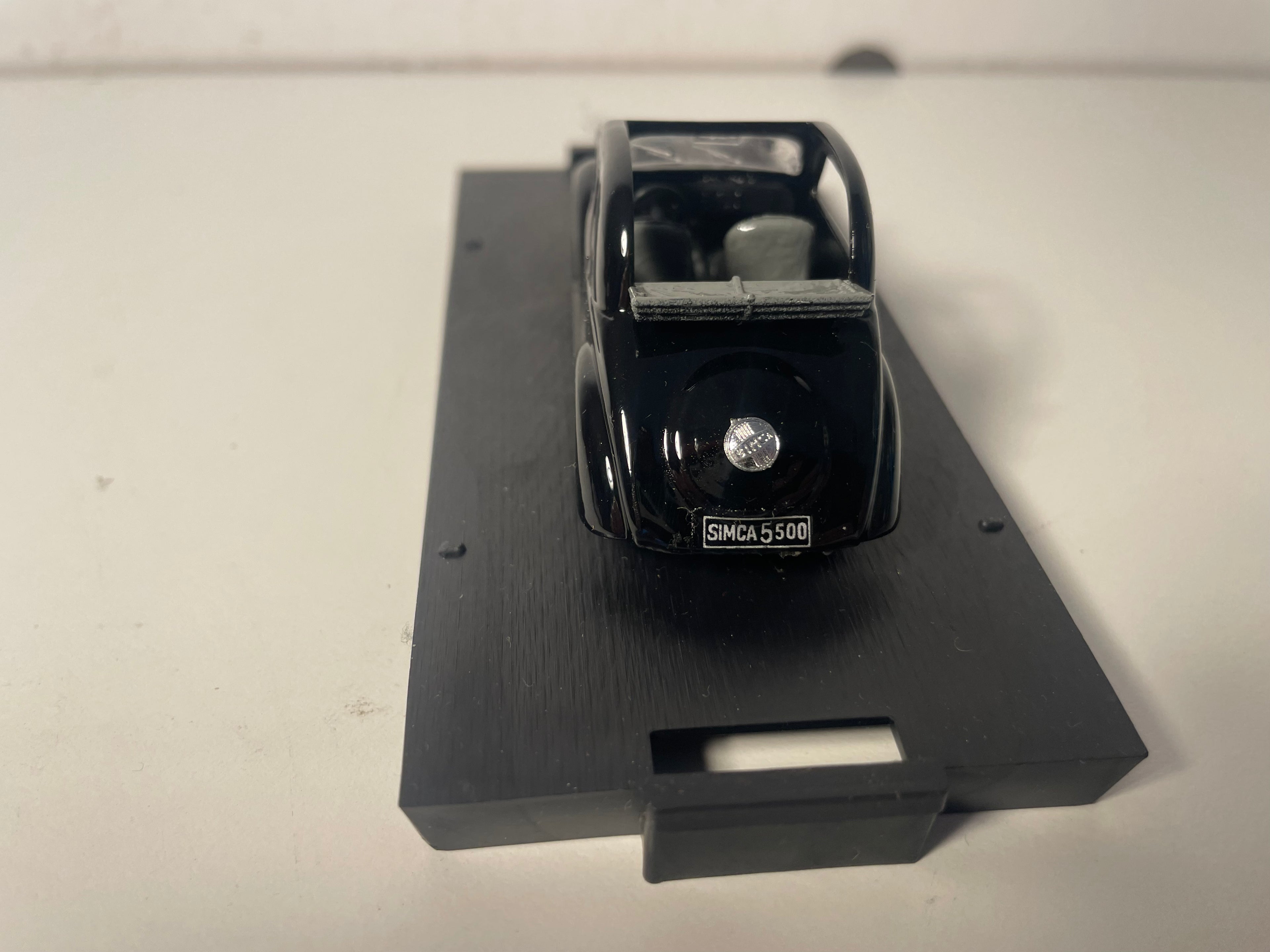 Simca 5 noire Aperta de 1956 - BRUMM référence R176-02
