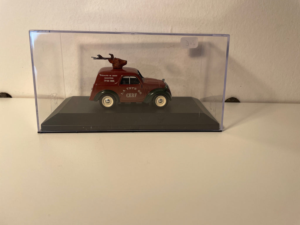 Simca 5 fourgonnette marron - Publicité pour la charcuterie "La Tête de Cerf" à Orion (79100)