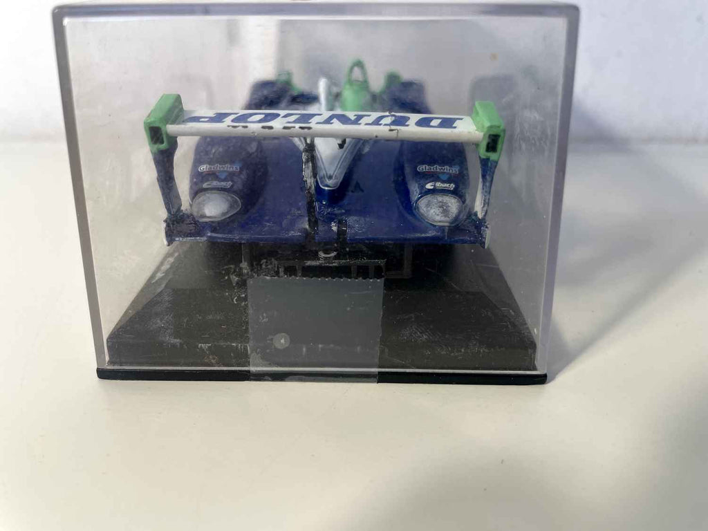 Dallara LMP02 bleue, blanche et verte numéro 6 - 24 heures du Mans de 2004