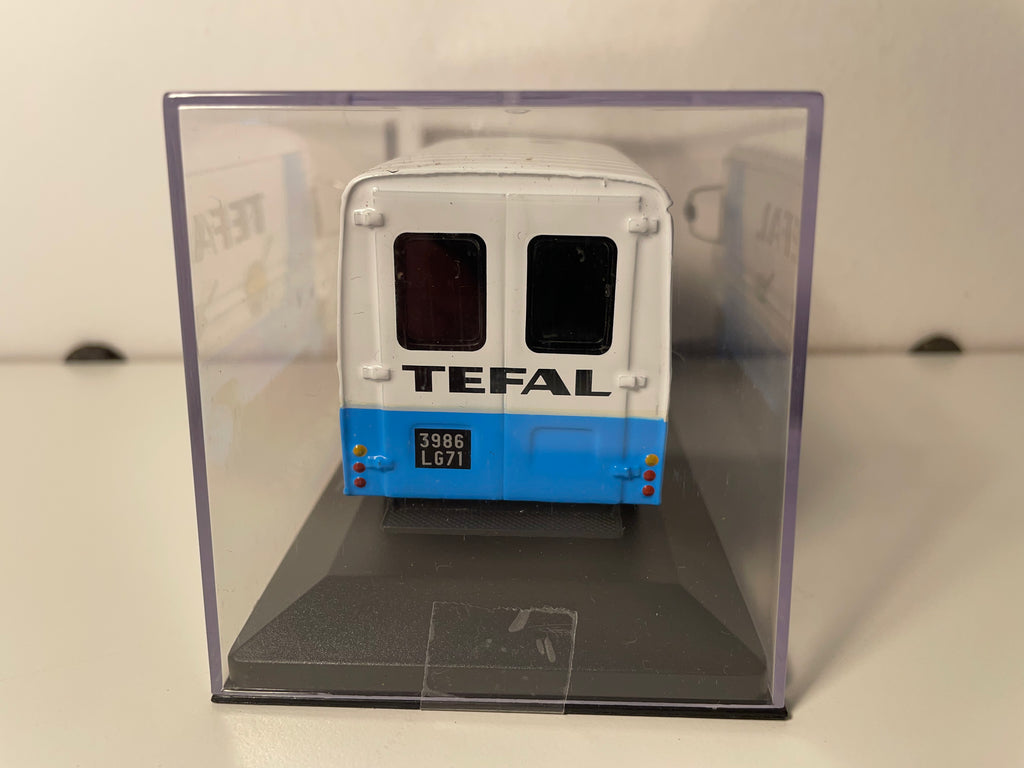 Saviem SG2 mit Tefal -Werbung