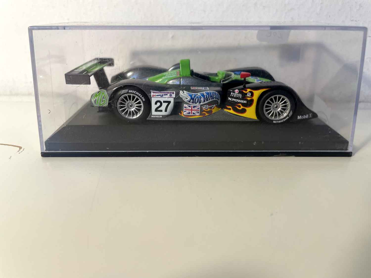 MG Lola EX257 zielono-czarno-szary numer 27 (24-godzinny wyścig Le Mans 2002)