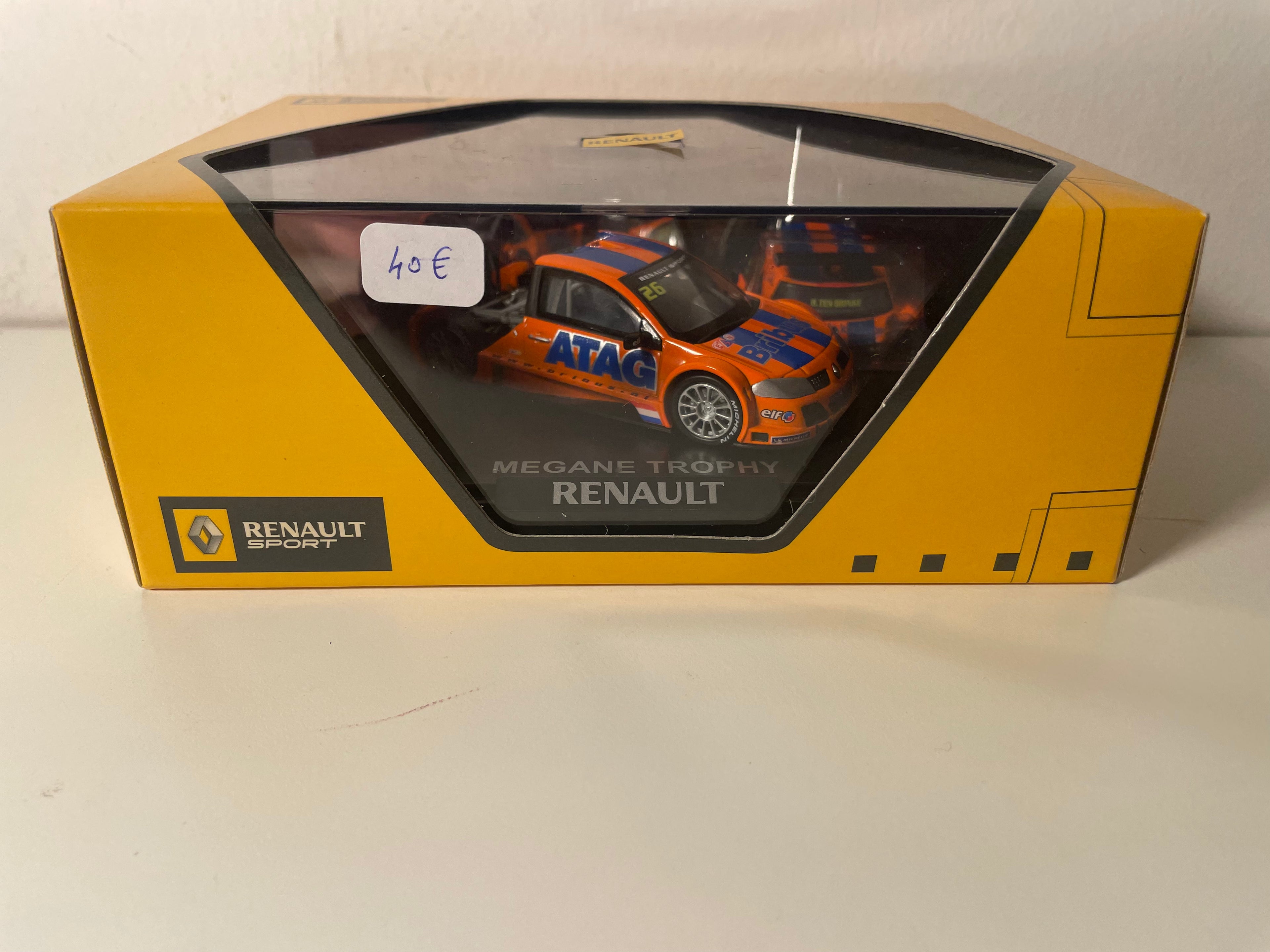 Mégane Trophy orange et bleue - NOREV (coffret boite rectangle)