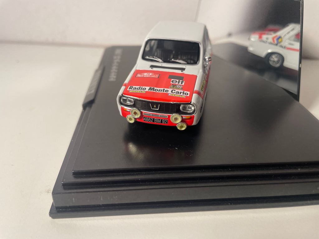 Renault 12 Gordini blanche et rouge numéro 79 (coffret boite rectangle)