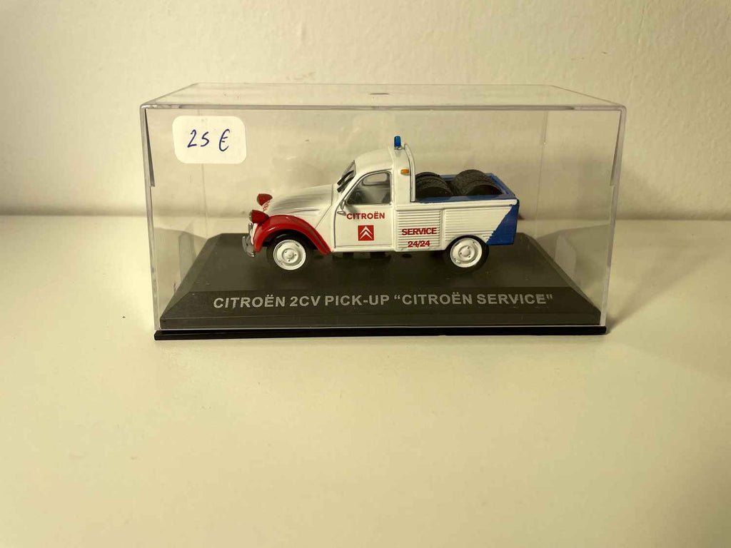 Citroën 2 CV pick-up "CITROEN SERVICE" blue, white and red