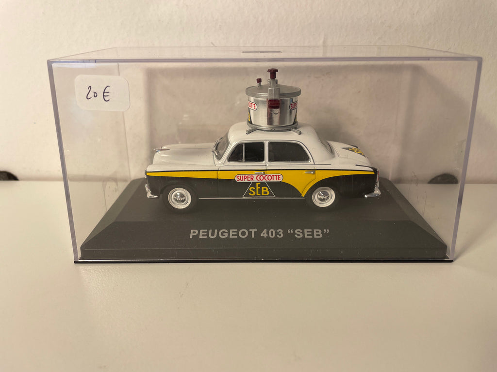 Peugeot 403 blanche, noire et jaune - Publicité SEB SUPER COCOTTE