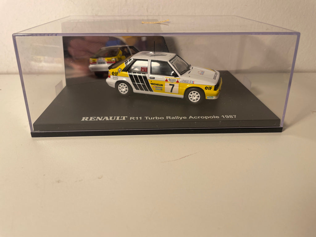 Renault 11 Turbo blanche, jaune et noire numéro 7 - rallye de l'Acropole de 1987 - IXO (coffret boite rectangle)