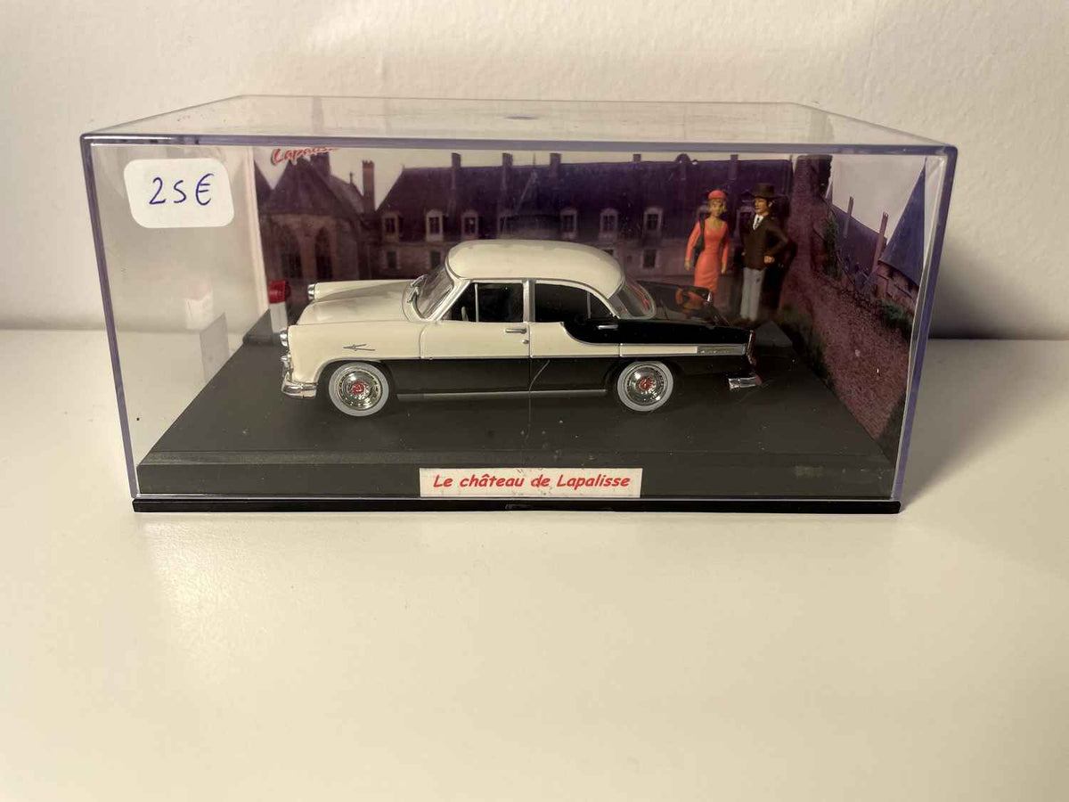 Simca Vedette Versailles wäiss a schwaarz - La Nationale 7 - déi blo Strooss