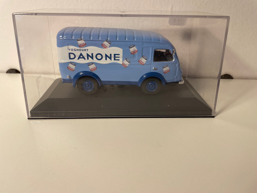 Renault 1000 kg blo mat DANONE Reklam