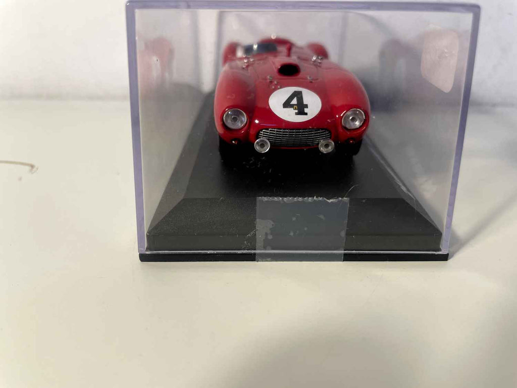 Ferrari 375 Plus czerwone numer 4 - 24 godziny Le Mans 1954