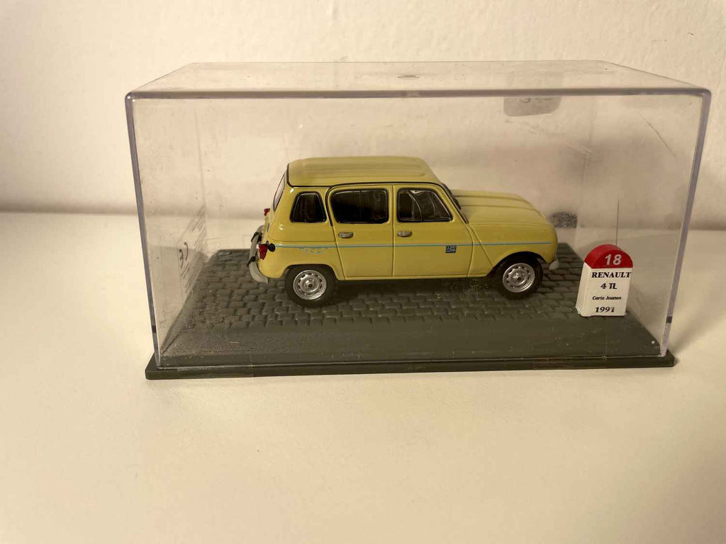 Renault 4 TL Jugendkaart beige vun 1991