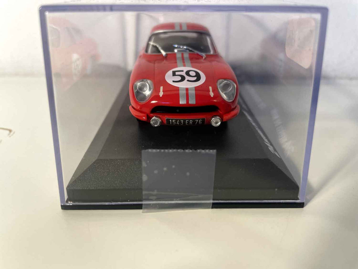 DB Panhard HBR4 vermelho com faixas cinzas número 59 - 24 horas de Le Mans de 1959