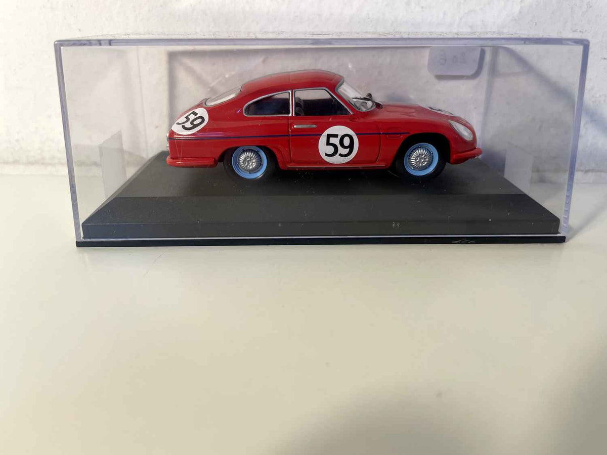 DB Panhard HBR4 vermelho com faixas cinzas número 59 - 24 horas de Le Mans de 1959