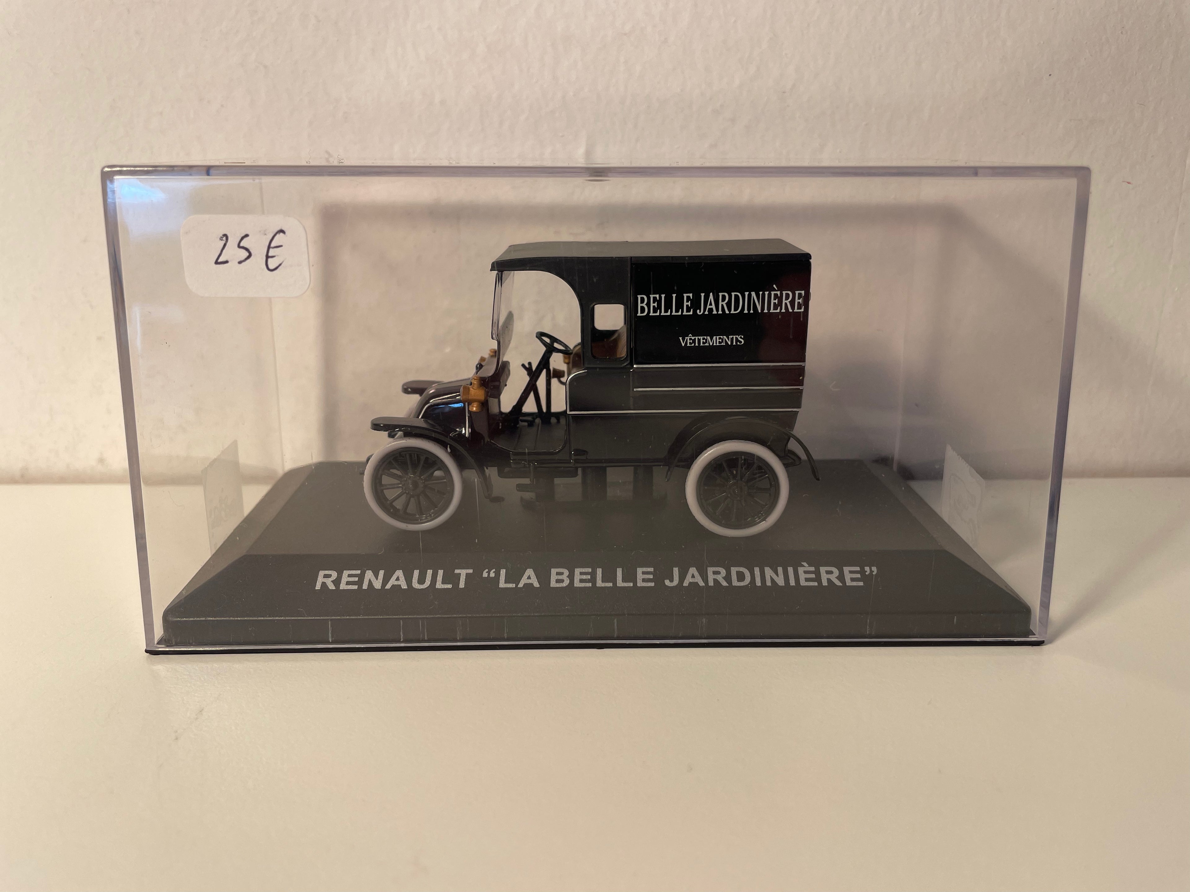Renault THE BEAUTIFUL GARDENER