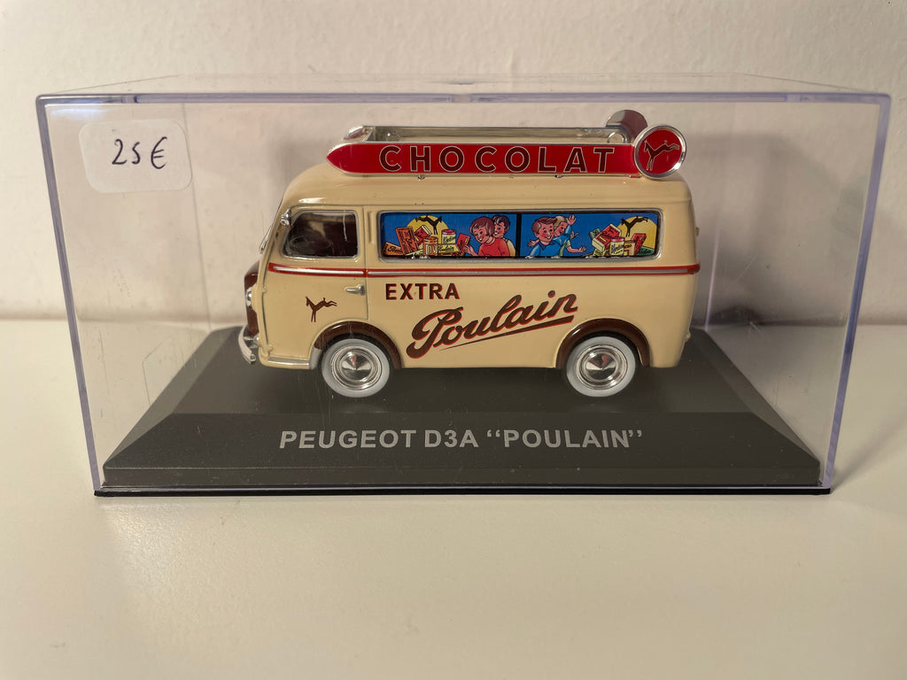Peugeot D3A bege com publicidade da POULAIN